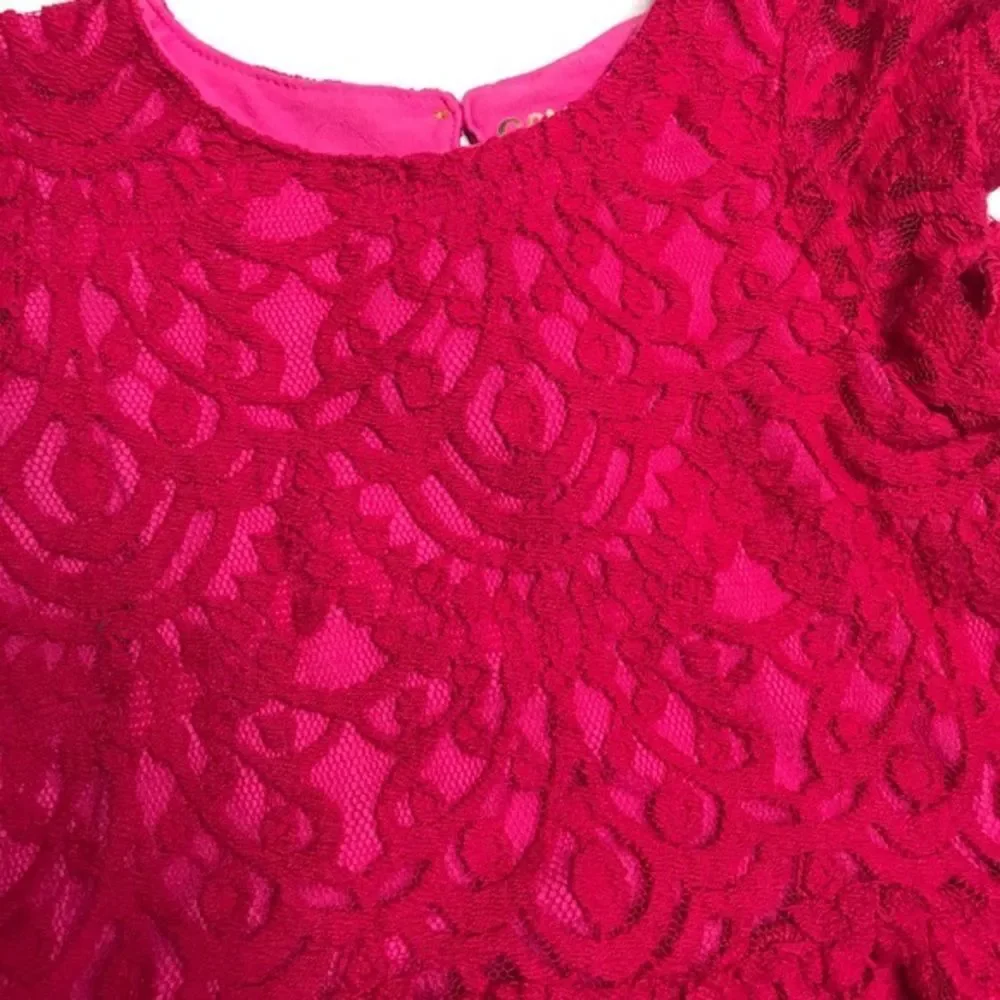 𝅺genuine Kids by Oshkosh Lace Peplum Keyhole Blouse